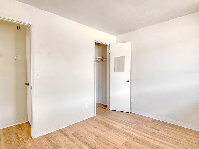 5657 E 28th St #5657 — Photo 10