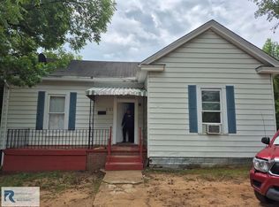 633 Kemper Rd, Danville, VA 24541
