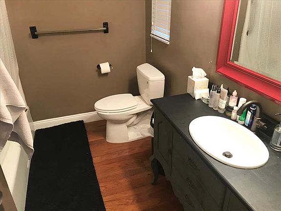 4th image of 5695 Eichen Cir E