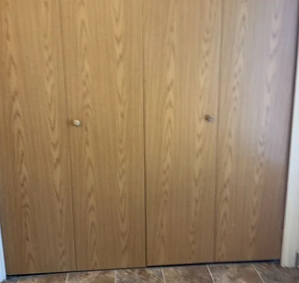 McKenzie Court — Photo 8