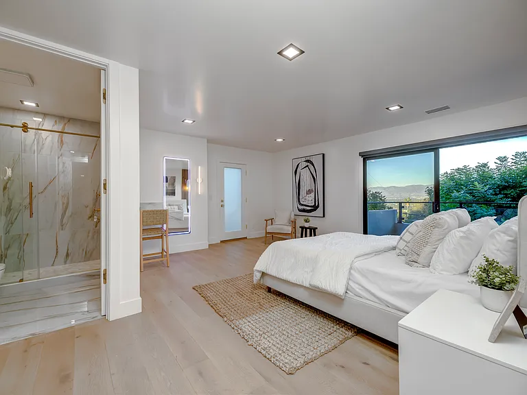 15125 Rayneta Dr — Photo 31