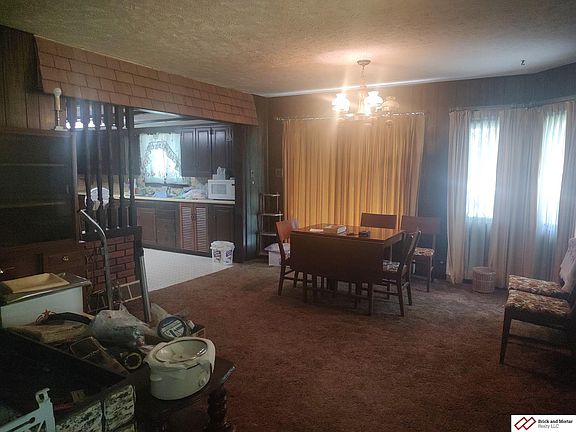 4th image of 520 Garfield St