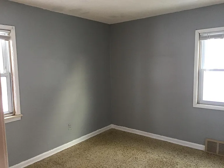 8046 Greenlawn St — Photo 15