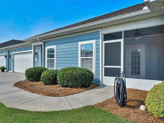 3rd image of 430 Nandina Ct
