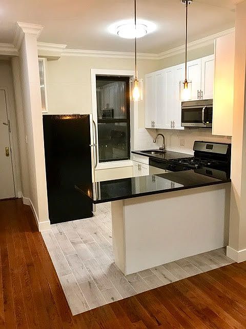 1st image of 3116 32nd St APT 2D