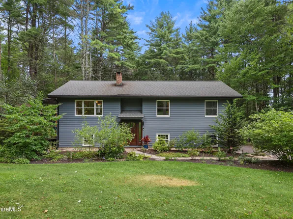 18 Hemlock Hill Rd, Great Barrington, MA 01230