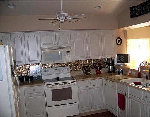 2nd image of 229 Rotonda Blvd W APT A