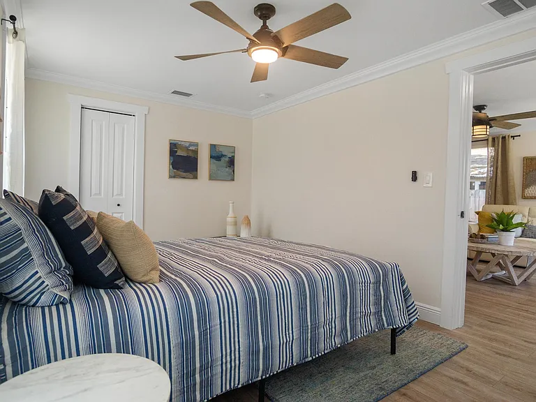 840 Beltrees St — Photo 37
