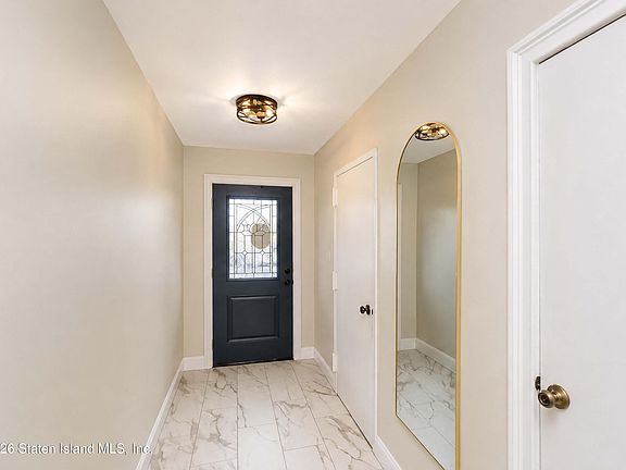 4th image of 44 Girard St
