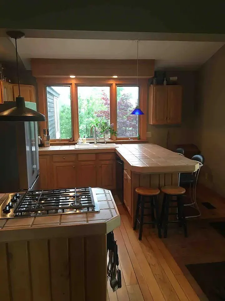 7023 Chestnut Ridge Road — Photo 3