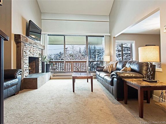 4th image of 1509 Park Ave #419
