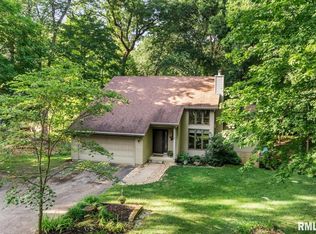 1364 N Forrest Dr, Metamora, IL 61548