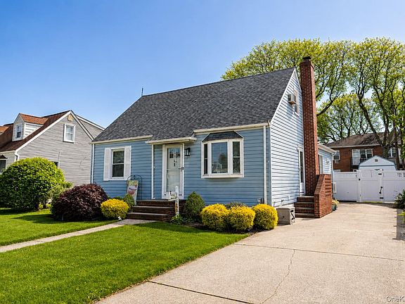 2nd image of 20 Carol Road
