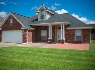 2307 Willow Ct, Nederland, TX 77627