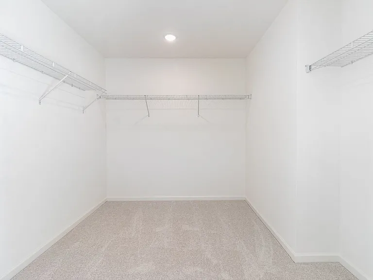 7843 Briarwood Dr — Photo 15