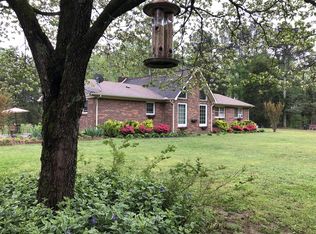 8 Sharpes Hollow Rd, Fayetteville, TN 37334
