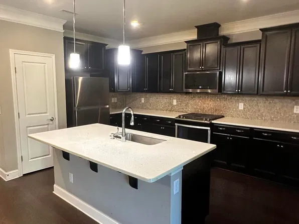 1451 Glenwater Dr, Cary, NC 27519