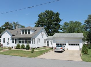 117 W Maple St, Milton, PA 17847