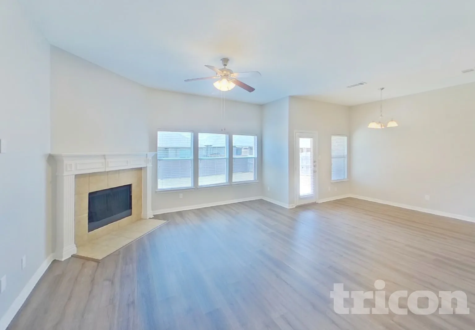 7814 Longbow Lane Arlington TX — Photo 2
