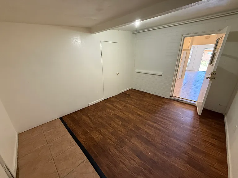 3839 W Hazelwood St #5 — Photo 14