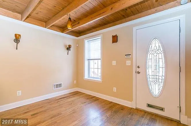 623 Wyeth St — Photo 5