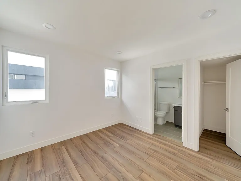 3536 Chesapeake Ave — Photo 5