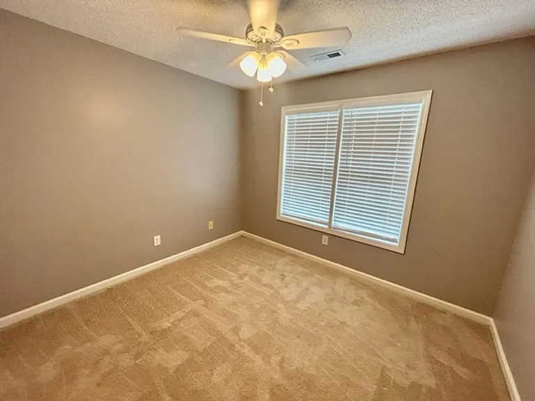 4429 Maysville Rd — Photo 11