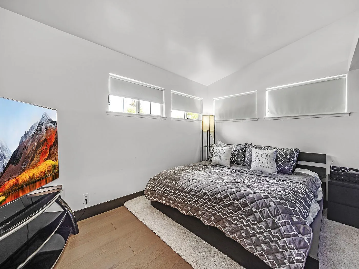 765 Orion Way — Photo 3