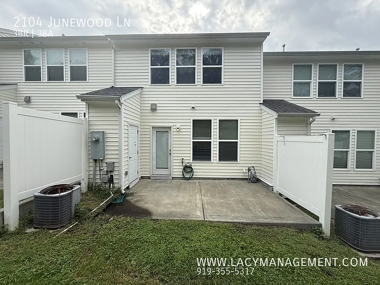 2104 Junewood Ln — Photo 19