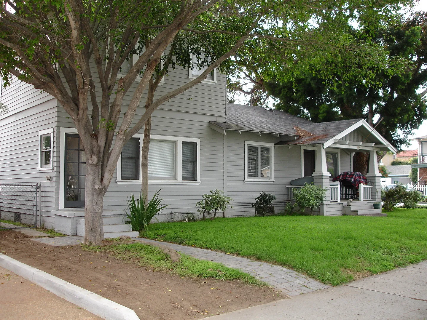 Castillo Apartments — Photo 1