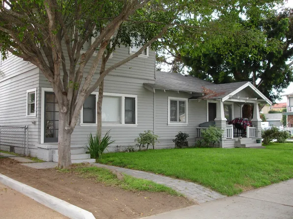 Castillo Apartments