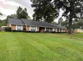 7 Cherrywood Cir, Longview, TX 75604