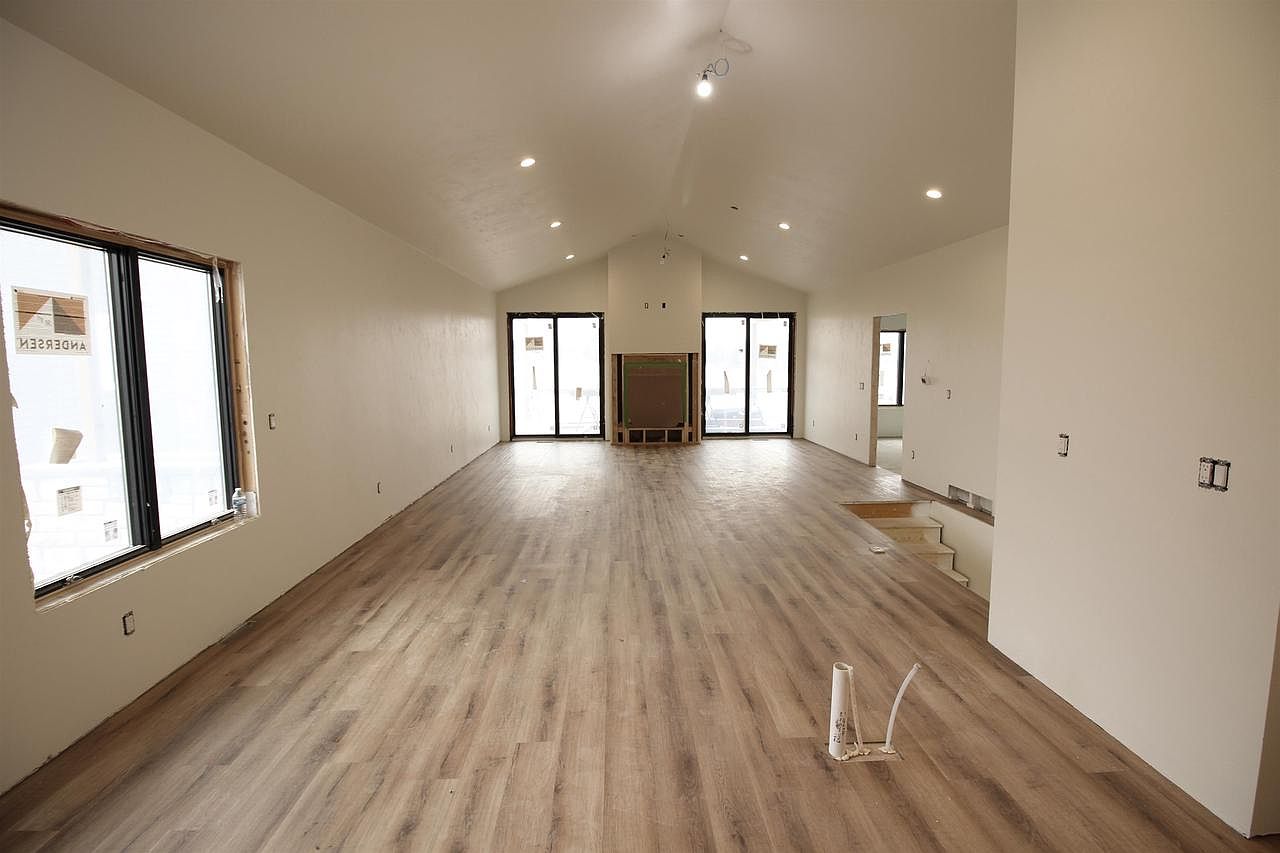 339 Ridge View Drive #18