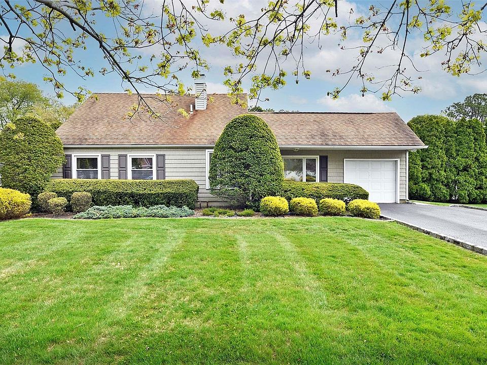 1st image of 21 White Pine Way
