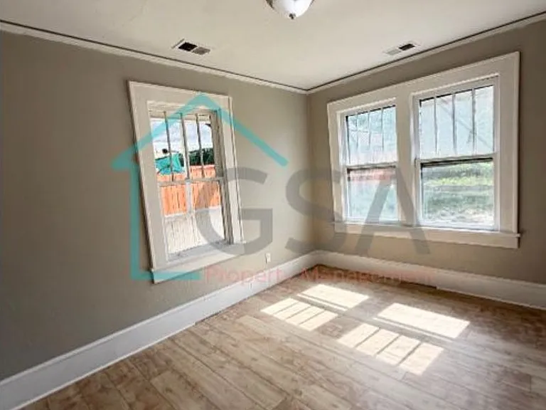 4113 E North St — Photo 29
