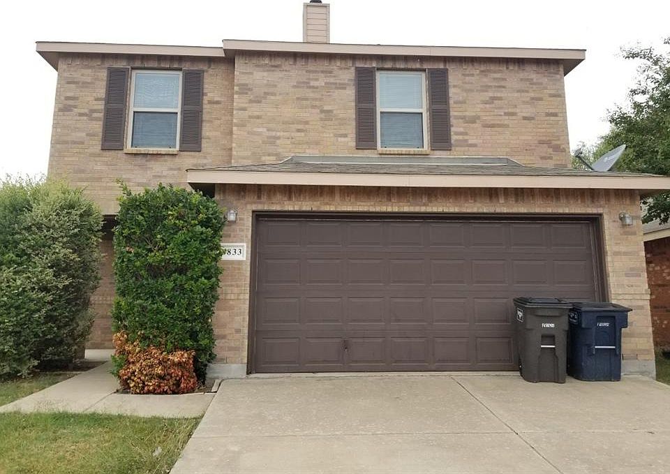 1st image of 8833 Valley River Dr