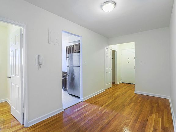 4th image of 3415 Parsons Blvd APT 6FF