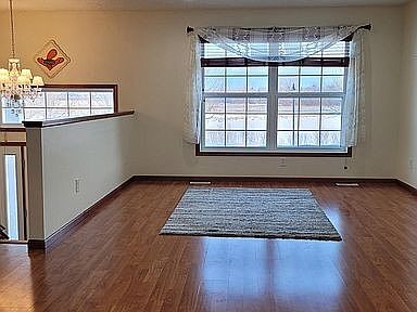5th image of 15205 French Dr N