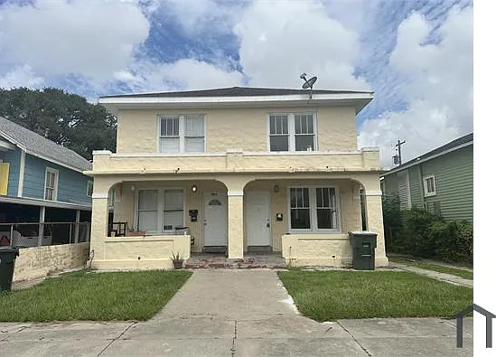 4022 Avenue O — Photo 1