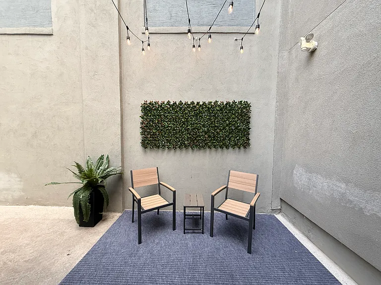 2504 E York St #2 — Photo 35