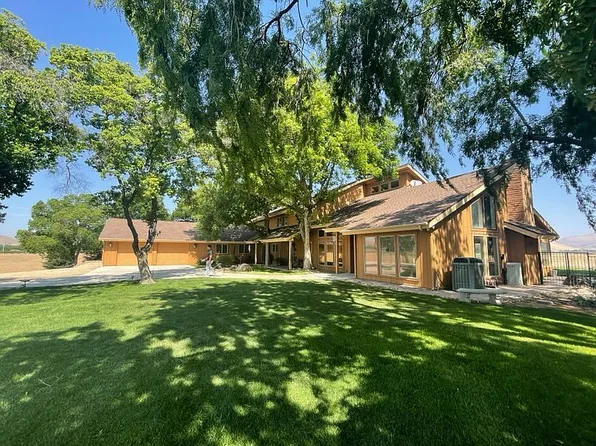 1898 S Crawford Ave, Reedley, CA 93654