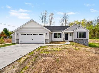 7466 N Amy School Rd, Howard City, MI 49329