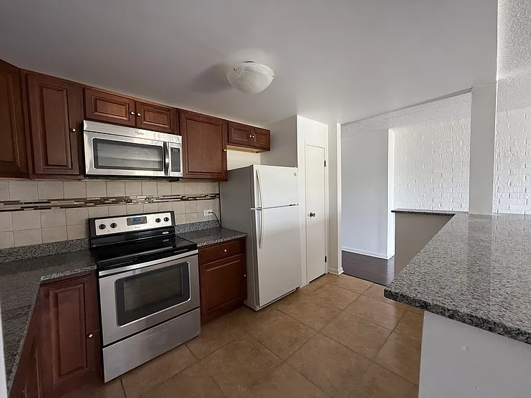 3220 Sanders Rd #3B — Photo 9