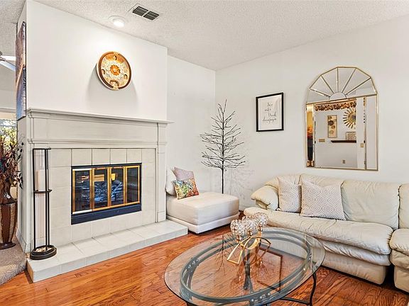 5th image of 2731 Saint Cloud Oaks Dr
