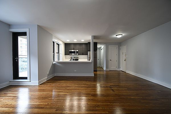 1st image of 2400 Webb Ave APT 6D