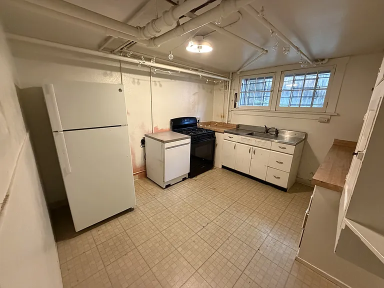 1201 E Virginia Ave #2 — Photo 4