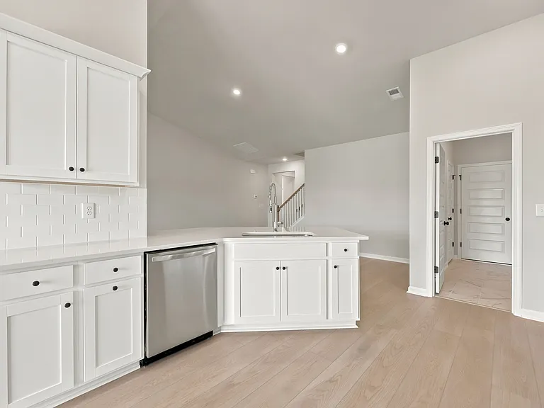 334 Kindred Spirits Dr — Photo 14