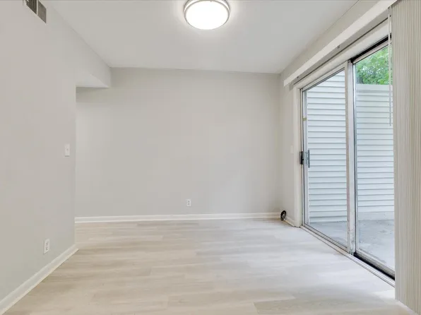 4958 Edmondson Pike #B10, Nashville, TN 37211