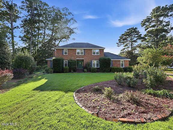 5th image of 1053 Colleton Way