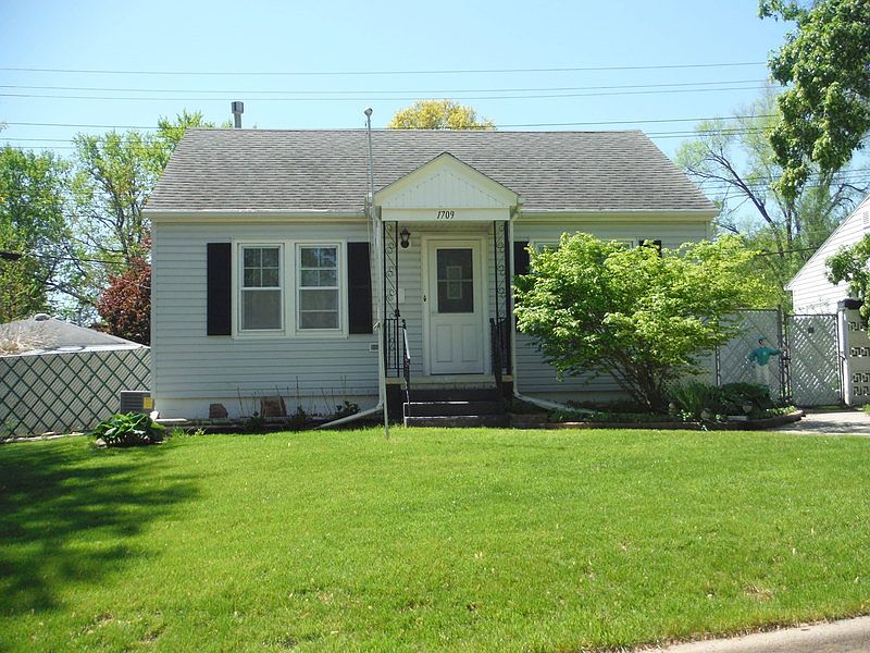1st image of 1709 6th Ave